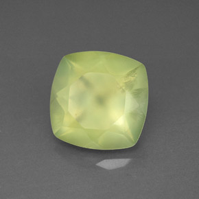 Préhnite vert naturelle transparent, 3,95 ct, transparent / translucide