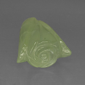 Préhnite vert naturelle transparent, 33,63 ct, transparent / translucide