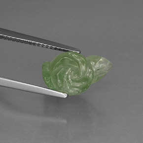 Préhnite vert naturelle transparent, 6,81 ct, transparent / translucide