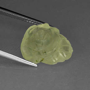 Préhnite vert naturelle transparent, 9,72 ct, transparent / translucide