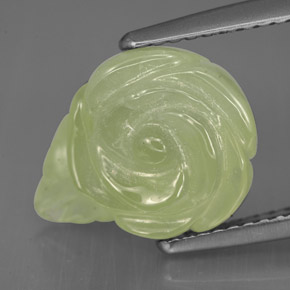 Préhnite vert naturelle transparent, 8,39 ct, transparent / translucide