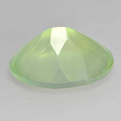 Préhnite vert naturelle coupe ovale, 8,98 ct, translucide