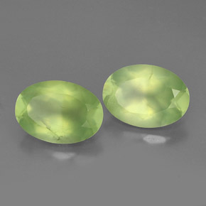 Achetez naturel ct vert préhnite gems, coupe ovale, en provenance afrique du sud chez gemselect. en stock, livraison internationale!
