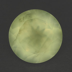 Préhnite vert naturelle coupe roude, 5,78 ct, translucide
