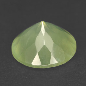 Préhnite vert naturelle coupe roude, 5,90 ct, transparent