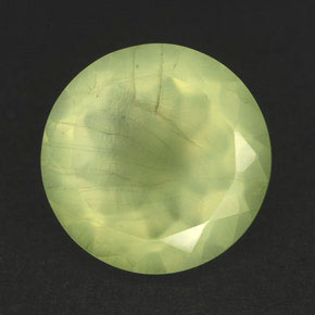 Préhnite vert naturelle transparent, 5,39 ct, transparent / translucide
