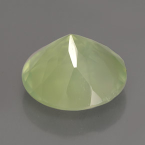 Préhnite vert naturelle coupe roude, 5,77 ct, transparent