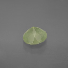 Préhnite vert naturelle transparent, 1,94 ct, transparent / translucide
