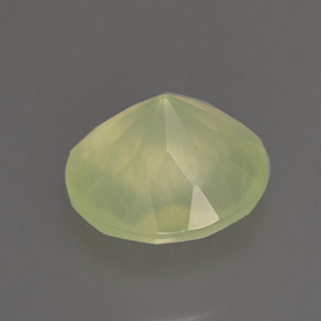 Préhnite vert naturelle transparent, 1,77 ct, transparent / translucide