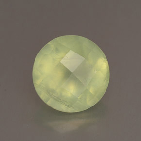 Préhnite vert naturelle transparent, 1,94 ct, transparent / translucide