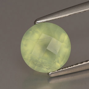 Préhnite vert naturelle transparent, 1,94 ct, transparent / translucide