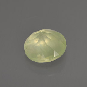 Préhnite vert naturelle transparent, 1,91 ct, transparent / translucide
