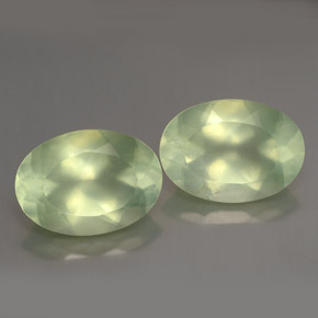 Achetez naturel ct vert préhnite gems, transparent, en provenance afrique du sud chez gemselect. en stock, livraison internationale!