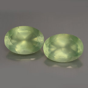 Achetez naturel ct vert préhnite gems, coupe ovale, en provenance afrique du sud chez gemselect. en stock, livraison internationale!
