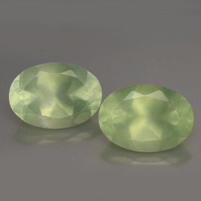Achetez naturel ct vert préhnite gems, coupe ovale, en provenance afrique du sud chez gemselect. en stock, livraison internationale!