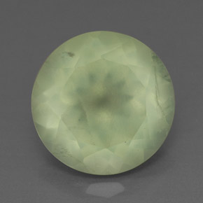 Préhnite vert naturelle transparent, 5,54 ct, transparent / translucide