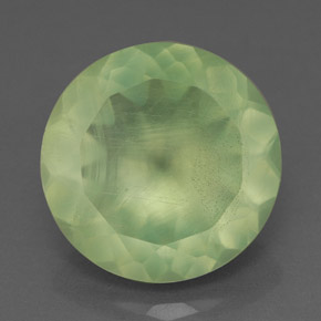 Préhnite vert naturelle transparent, 5,66 ct, transparent / translucide