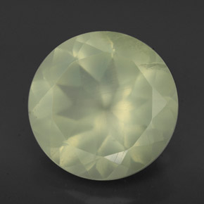 Préhnite vert naturelle transparent, 5,62 ct, transparent / translucide