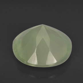 Préhnite vert naturelle transparent, 5,62 ct, transparent / translucide