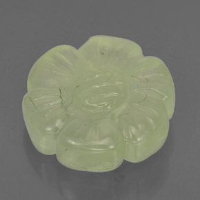 Préhnite vert naturelle forme fantaisie, 4,85 ct, translucide
