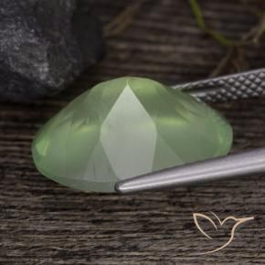 Prehnite Pale Lime Green  naturelle Coupe ovale, 8.88 ct, Translucide