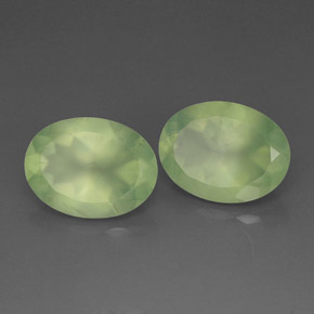 Achetez naturel ct Vert citron Prehnite gems, Transparent, En provenance Afrique du Sud chez GemSelect. En stock, livraison internationale!