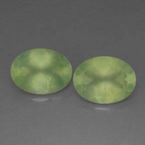 Achetez naturel ct vert préhnite gems, transparent, en provenance afrique du sud chez gemselect. en stock, livraison internationale!
