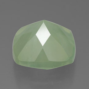 Préhnite vert naturelle coupe coussin, 7,55 ct, translucide