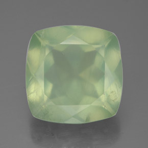Prehnite Vert naturelle Coupe coussin, 6.83 ct, Translucide