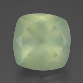 Préhnite vert naturelle transparent, 6,90 ct, transparent / translucide