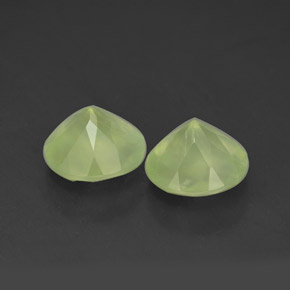Achetez naturel 3,78ct vert préhnite gems, transparent, en provenance afrique du sud chez gemselect. en stock, livraison internationale!