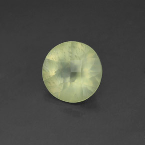 Préhnite vert naturelle transparent, 1,71 ct, transparent / translucide
