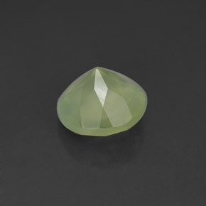 Préhnite vert naturelle coupe roude, 1,94 ct, transparent