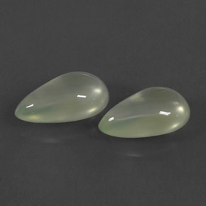 Achetez naturel ct vert préhnite gems, en forme de poire, en provenance afrique du sud chez gemselect. en stock, livraison internationale!