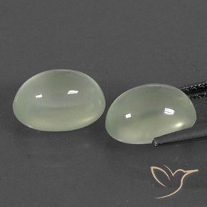 Shop natural 5.25ct Olive Green  Préhnite gems, ovale, from Afrique du Sud at GemSelect. In stock, global shipping!