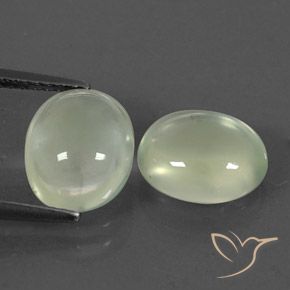 Shop natural 5.26ct Vert grisâtre Préhnite gems, ovale, from Afrique du Sud at GemSelect. In stock, global shipping!