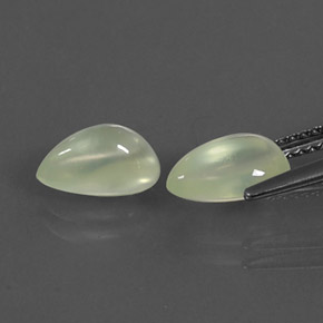 Achetez naturel ct vert préhnite gems, en forme de poire, en provenance afrique du sud chez gemselect. en stock, livraison internationale!