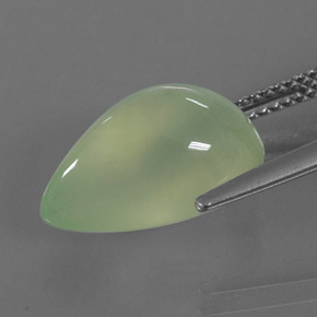 Préhnite vert naturelle transparent, 7,24 ct, transparent / translucide
