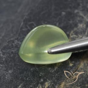 Préhnite Yellow Green  naturelle En forme de poire, 2.52 ct, Transparent