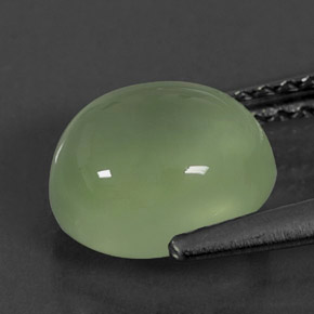 Préhnite vert naturelle coupe ovale, 2,00 ct, transparent