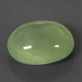 Préhnite vert naturelle transparent, 12,22 ct, transparent / translucide