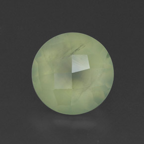 Préhnite vert naturelle transparent, 1,95 ct, transparent / translucide