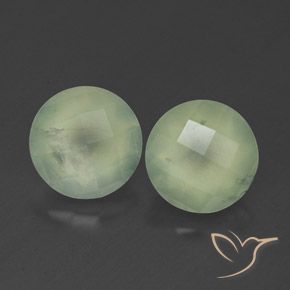 Achetez naturel 3,90ct vert préhnite gems, transparent, en provenance afrique du sud chez gemselect. en stock, livraison internationale!