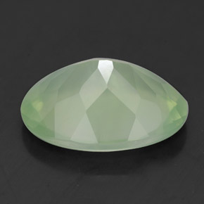Préhnite vert naturelle coupe ovale, 5,36 ct, transparent