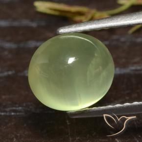 Préhnite Vert clair naturelle ovale, 2.71 ct, Translucide