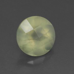 Préhnite vert naturelle transparent, 1,92 ct, transparent / translucide