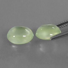 Achetez naturel ct Vert Prehnite gems, Coupe ovale, En provenance Afrique du Sud chez GemSelect. En stock, livraison internationale!