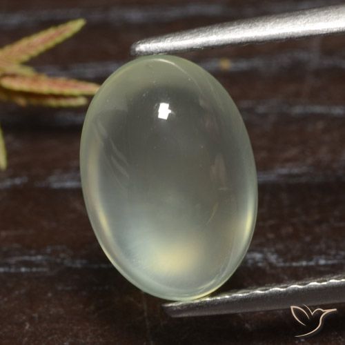 3.18ct Naturel Olive Green  Préhnite, ovale, Transparent