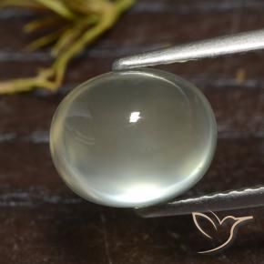 Préhnite Medium Green  naturelle ovale, 3.56 ct, Transparent