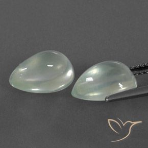Shop natural 6.60ct Vert très clair Préhnite gems, En forme de poire, from Afrique du Sud at GemSelect. In stock, global shipping!